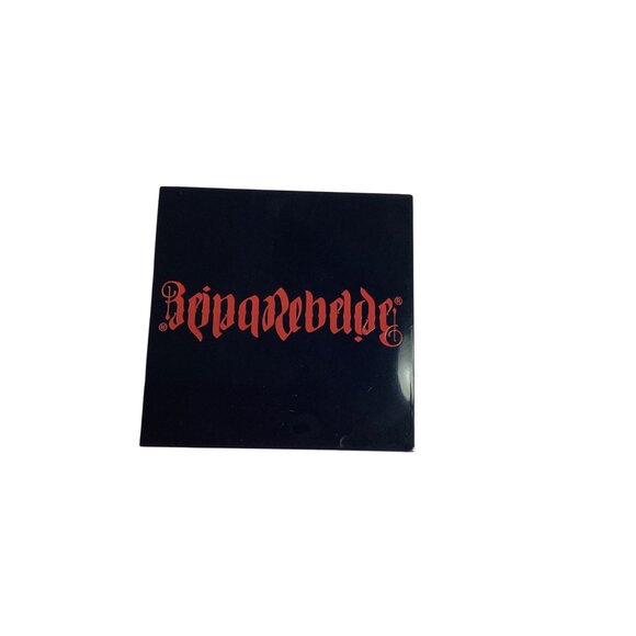 Reina Rebelde On Your Face Finishing Powder Almendra 0.98 Oz Compact Matte New - Picture 2 of 3